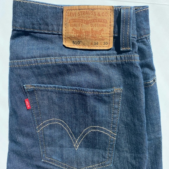 Levi’s 510’s dark wash jeans - Picture 4 of 4